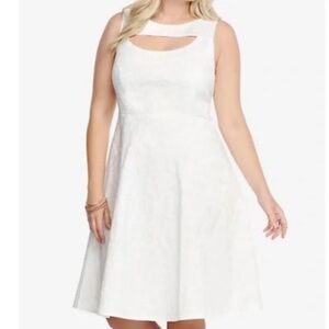 Torrid size 3 White Key hole Dress with gold accents